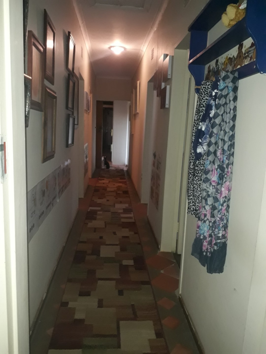 5 Bedroom Property for Sale in Sasolburg Free State